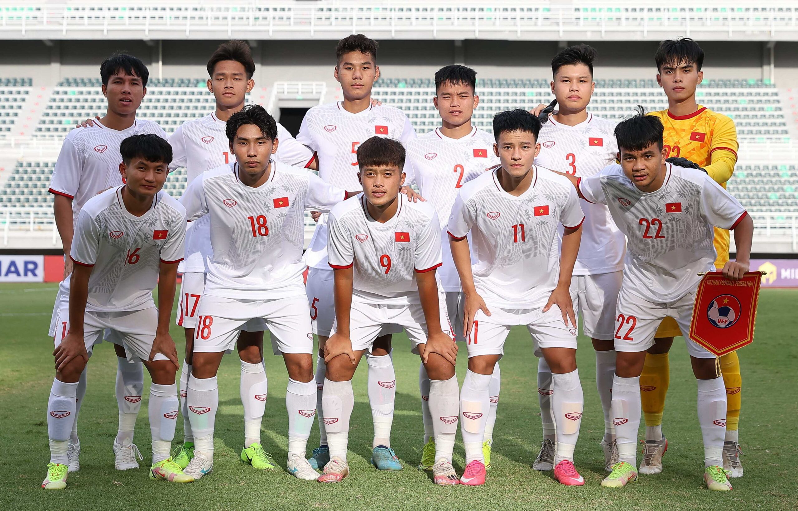 HLV Felix Sanchez và Lịch sử Đối Đầu
